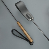 Черный кожаный стек с деревянной рукоятью - 69 см. - Sitabella - купить с доставкой в Калининграде