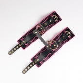 Черные кожаные оковы с розовой строчкой - Crazy Handmade - купить с доставкой в Калининграде