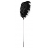 Стек с большим чёрным пером Large Feather Tickler - 65 см. - Blush Novelties - купить с доставкой в Калининграде
