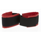 Полиуретановые манжеты для фиксации рук вместе Bound Together Wrist Restraints - Blush Novelties - купить с доставкой в Калининграде