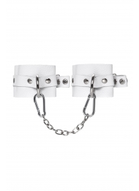 Белые мягкие кожаные наручники с люверсами - Pecado - купить с доставкой в Калининграде