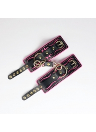 Черные кожаные наручники с розовой строчкой - Crazy Handmade - купить с доставкой в Калининграде