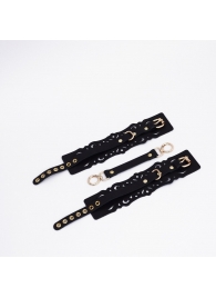 Черный кожаные оковы с узорами и золотистой фурнитурой - Crazy Handmade - купить с доставкой в Калининграде