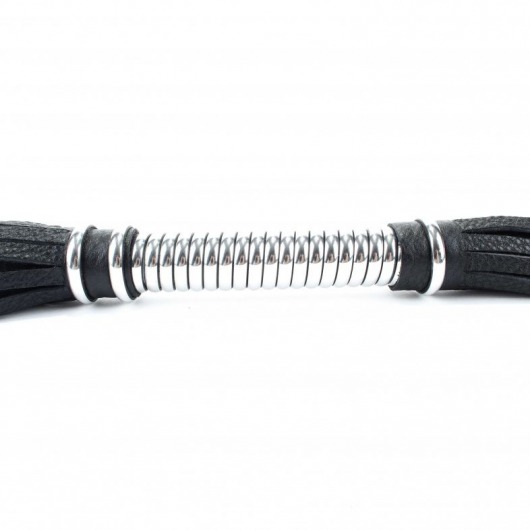 Черная длинная плеть с серебристой ручкой - 56 см. - БДСМ Арсенал - купить с доставкой в Калининграде