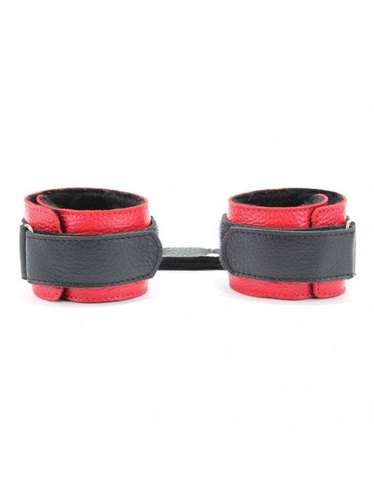 Красно-чёрные кожаные наручники с меховым подкладом - БДСМ Арсенал - купить с доставкой в Калининграде