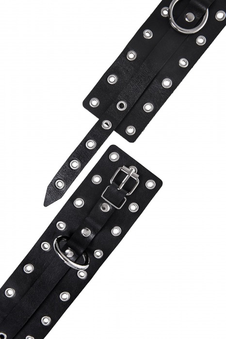Черные кожаные однослойные оковы с люверсами - Pecado - купить с доставкой в Калининграде