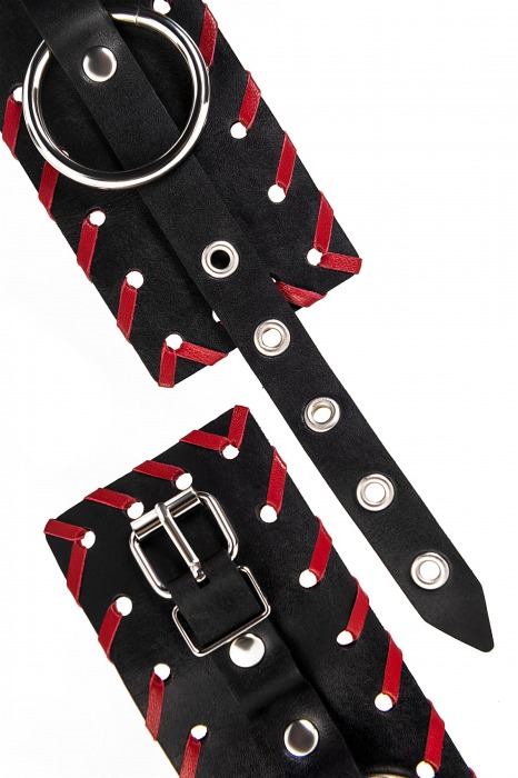 Черно-красные оковы из натуральной кожи - Pecado - купить с доставкой в Калининграде