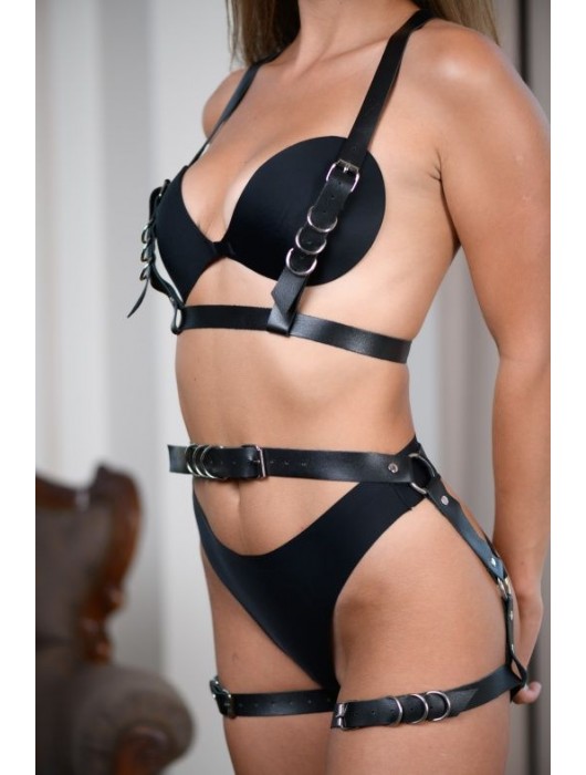 Черные гартеры из натуральной кожи с регулируемыми ремешками - БДСМ Арсенал - купить с доставкой в Калининграде