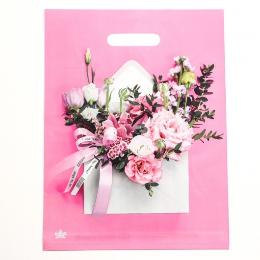 Розовый пакет с цветочным принтом и вырубной ручкой (40х31 см) - Сима-Ленд - купить с доставкой в Калининграде